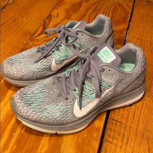 Women’s Nike Winflo 5 Running shoe